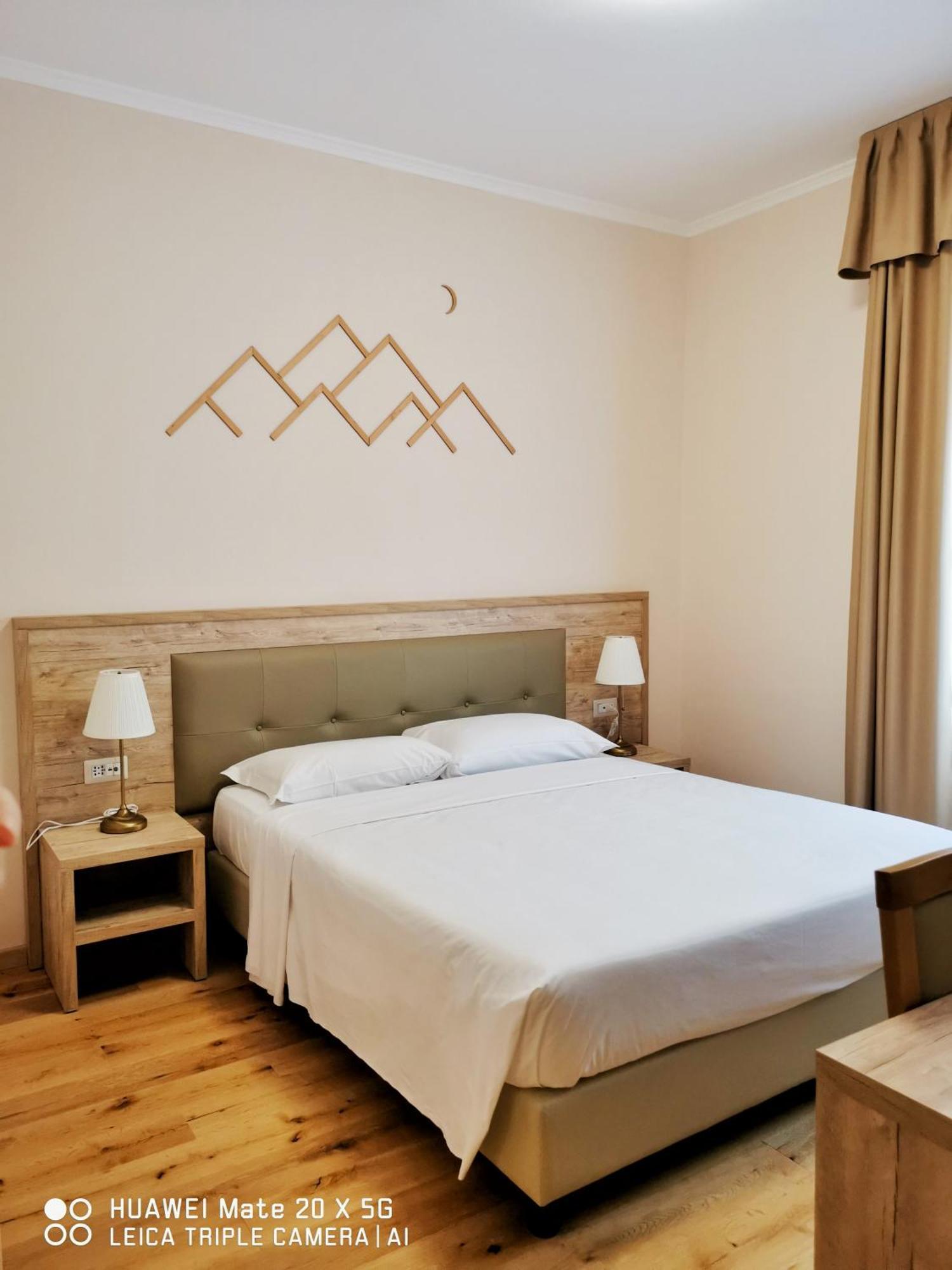 Guesthouse Central Station Group - Via Ponte Seveso 18 Mailand Exterior foto